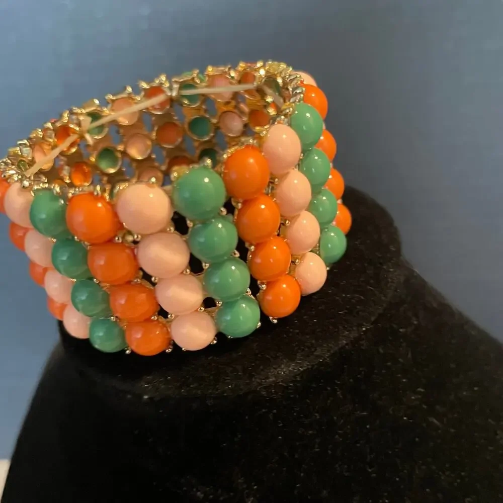 Vintage beaded statement bracelet multi color beads gold tone boho jewelry